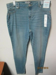 Cat & Jack Girls Super Skinny Ballard Blue Jeans Size 18 Plus - Picture 1 of 3