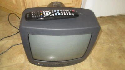 Samsung TXD1372 CRT Retro Gaming 13' Color TV con entradas AV delanteras y traseras Foto 1 de 4