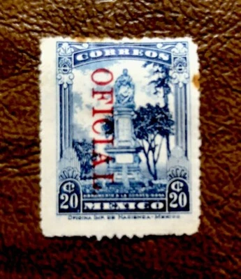 Estampillas oficiales de México Sc O171 como nuevas montadas con dos manchas de tinta roja Foto 1 de 2