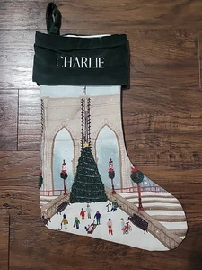 West Elm Nicole Cicak bestickter Brooklyn Bridge Weihnachtsstrumpf "Charlie" - Bild 1 von 2