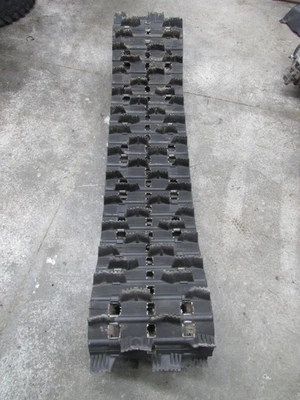 2012 POLARIS RMK 600 TRACK 144 x 15 x 2 SERIES 4 2.52" PITCH OEM PRO 800 #3923 - Image 1 of 4