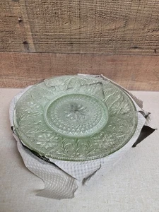 16 PC  Depression Glass Tiara Indiana Glass Chantilly Green new in box - Picture 1 of 15