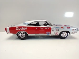 Auto World 1970 Dodge Charger R/T Dick Landy Super Stock NHRA Rennwagen 1:18 - Bild 1 von 16