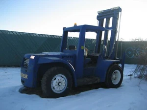 Hyster H200ES 20,000 lbs Rough Terrain Yard Forklift Lift Truck GM Gas - Picture 1 of 7