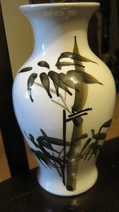 China Vase White Literate Bamboo Painting - Picture 1 of 12