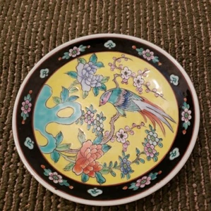 Vintage asiatischer Teller sehr bunt mit Vogel und Blumenmuster - Bild 1 von 4