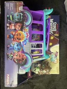 Netflix Super Monsters GrrBus Monster Bus w Lights, Sound, Music w/ Lobo Howler - Picture 1 of 4