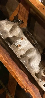 Edelbrock Performer 2101 Intake Nice Condition Needs Good Cleaning Sbc - Image 1 of 3