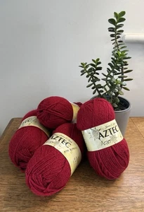 James C. Brett Aztec Aran w/ Alpaca in shade AL7 Red - 400g (4 x 100g) - Picture 1 of 3