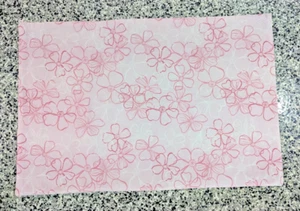 Pottery Barn Teenager rosa weiß Blumen Print Standard Kissenbezug - Bild 1 von 6