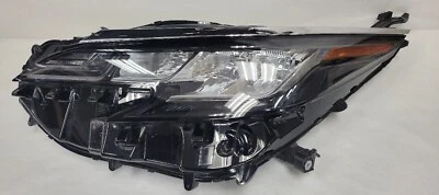 Conjunto de faros Toyota Sienna Lt 2021-22 OEM Toyota 81150-08100 Foto 1 de 4