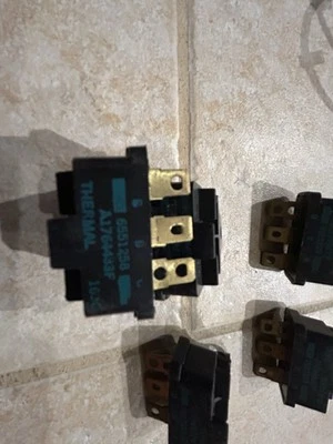 GM  A/C Thermal Limiter  152109 Murray 5 Pack Made In USA Foto 1 de 2