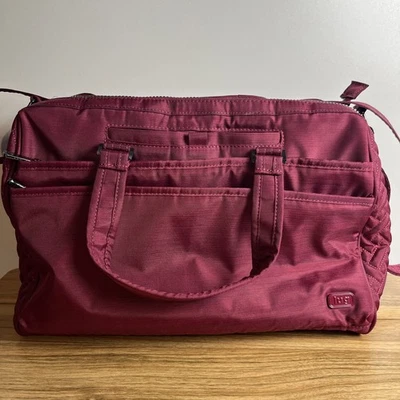 Bolso de Mano LUG Mini Bus Bandolera Borgoña Acolchado Viaje Llevar de Mano Lg Todo Uso Foto 1 de 4