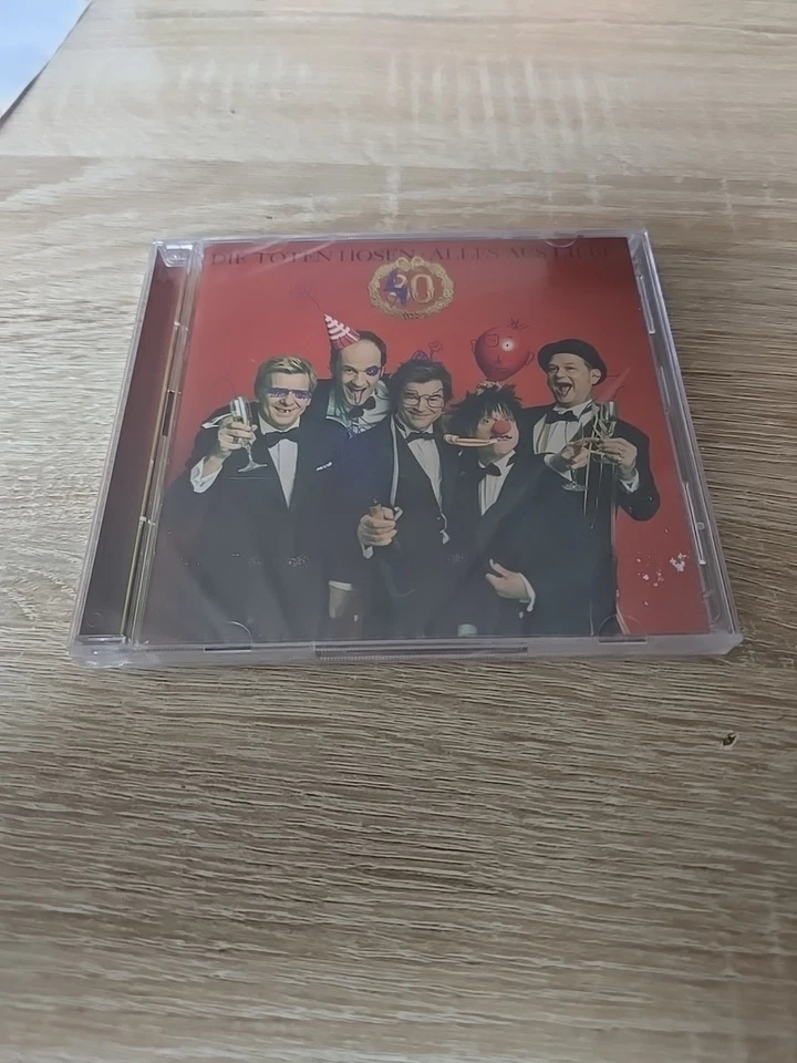 Die Toten Hosen - Alles aus Liebe: 40 Jahre Die Toten Hosen 2CD NEU OVP - Bild 1 von 2