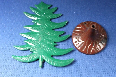 Plasticville - O-O27 - #CT-6 Evergreen Tree (1) - Dark Green Unglued - Excellent - Image 1 of 4