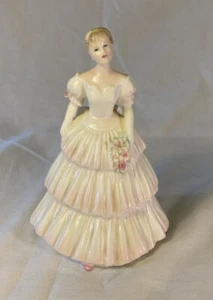 Coalport Queen Charlotte Kugelfigur - Bild 1 von 5
