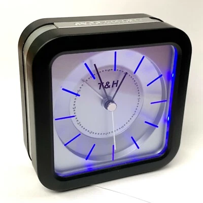 Uhren Wecker Analog Reisewecker Lautlos Geräuschloss Alarmclock Beleuchtung LED - Bild 1 von 2