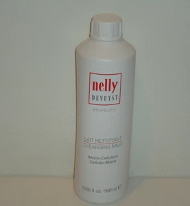 Nelly De Vuyst latte detergente a matrice cellulare 16,90 fl. oz./500 ml formato salone - Foto 1 di 1