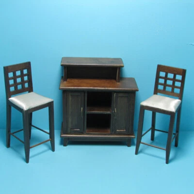 Armário de madeira miniatura para casa de bonecas bar licor com 2 banquetas altas nogueira CLA91702 - Imagem 1 de 4