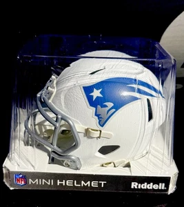 NEW ENGLAND PATRIOTS Helmet Riddell Replica Mini Speed 2025 RIVALRY Alternate - Picture 1 of 2