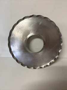 Vntge Jack Dandy Aluminum Oven Saver Round Scalloped Edge 50s Baking Serving 2C2 - Picture 1 of 8