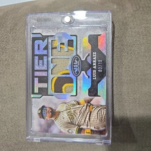 2025 Tier One Luis Arraez Game Used Die Cut Relic /10 - Picture 1 of 2