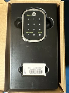 Yale | LiftMaster Smart Lock with Touchscreen Deadbolt - Picture 1 of 3