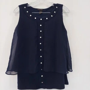 Susan Lawrence Strick-Tanktop mit Chiffon-Overlay kleine dunkelblaue Nietenakzente - Bild 1 von 6