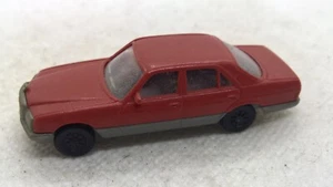 Fleischmann 1:87 Mercedes 260 280 300 320 380 420 500 560 SE SEL W126 rosso (84) - Foto 1 di 3