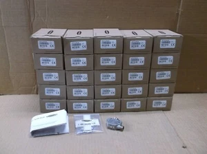 801918 Banner NEW In Box Laser Photoelectric Sensor Switch Q4XTKLAF600-Q8 - Picture 1 of 5