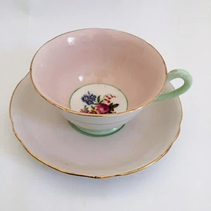 Copeland Grosvenor China Cup and Saucer set Pastel Pink Floral Bouquet England - Picture 1 of 7