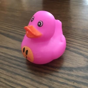 Rubber Duckie Pink Kissing Emoji: Jeep Ducking & Bath Time Floating Toy - Picture 1 of 7