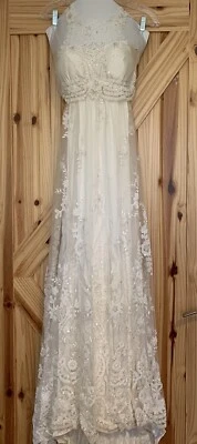 Vestido de novia Anna Campbell Rebecca halter con cuentas bordado encaje espalda corredora Foto 1 de 4