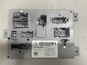 MERCEDES C-CLASS W205 C200 Front ECU SAM MODULE A2059008304 HELLA - Picture 1 of 1