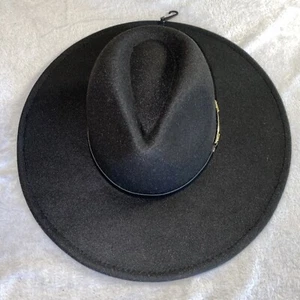 Rue21 Damen Einheitsgröße Cowgirl Hut schwarz goldener Gürtel Stil Polyester leichter Spaß - Bild 1 von 10