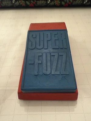 Педаль Univox Super-Fuzz красная и синяя - 1970-е - работает отлично  - Изображение 1 из 4