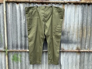 BRITISH ARMY GREEN LIGHTWEIGHT COMBAT TROUSERS + MAP POCKET MEGA RARE 4XL 54"w - Picture 1 of 5