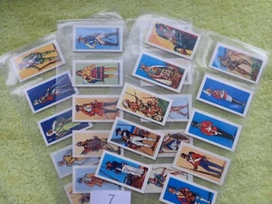 BARRATT & CO LTD 1962 Warriors Through the Ages  Set 25 Trade Cards CAT £30 - Picture 1 of 7