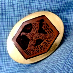 Fasan Kleid Gürtelschnalle Jäger Sportler geschnitzte Intarsien Vintage 70er Trinity .QRT014 - Bild 1 von 10