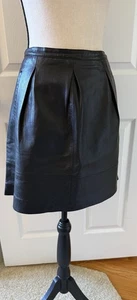 J. Falda Crew 100 % cuero negro bolsillos abertura pliegues fáciles forrada talla 10 *USADA EN EXCELENTE ESTADO* - Imagen 1 de 12