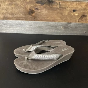 Clarks Womens Liya Gander Metallic Wedge Slip On Flip-Flops Shoes Size 7M - Picture 1 of 10