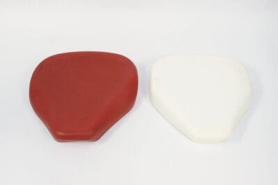 Sitzgummi, Satteldecke mit Schaumstoff für MZ TS 250/1 - rot - Bild 1 von 3