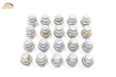 Tornillos de tuerca de llanta Toyota Venza 2021-2022 OEM -JUEGO DE 20- Foto 1 de 4