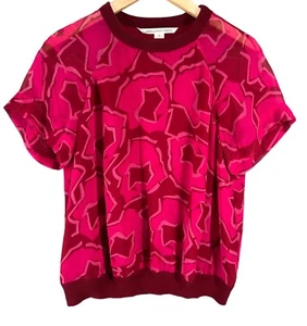 Diane Von Furstenberg Dark Bright Pink Women’s Short Sleeve Shirt, Size 4 Sheer - Picture 1 of 15