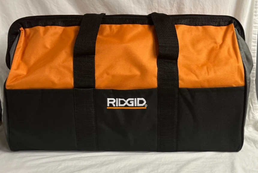 RIDGID 23 in X 7 in X 12 in Large Tool Bag (6 Exterior & 1 Interior Pockets) NEW - Image 1 of 1
