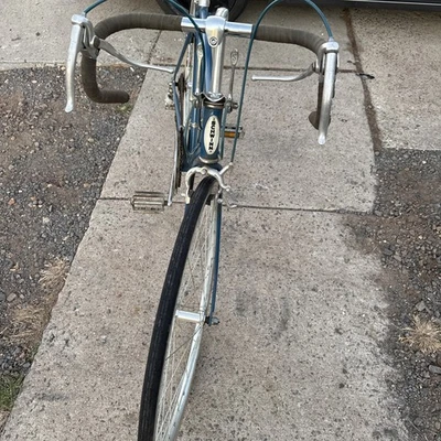 Vintage Schwinn Deluxe Varsity Bike - Image 1 of 4