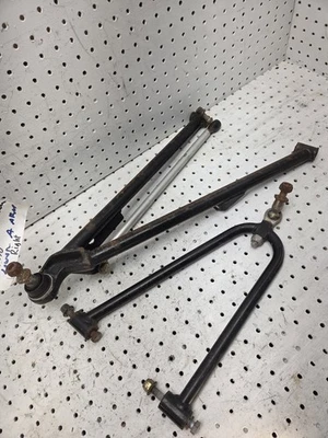 Brazo inferior derecho SKI DOO REV OEM 2007 2006 MXZ X RENEGADE MACH Z 600HO 800HO Foto 1 de 4