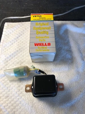 NOS Wells Voltage Regulator 1976-80 Toyota 27700-26030 28020 38040 38050 38120 - Image 1 of 4