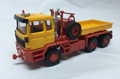 HO 1/87 Faun FZ 40.45/45 6x6 URSS - 1984 - Modelo de resina listo para usar  Foto 1 de 4