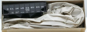 Delaware & Hudson USRA 55 Ton Hopper kit HO Scale Accurail #4772 - Picture 1 of 2
